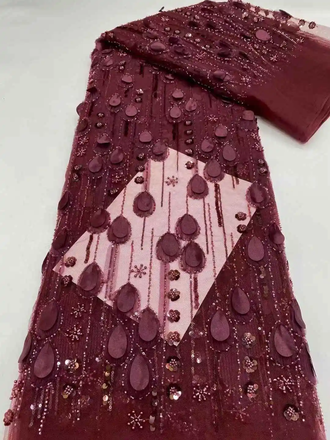 African Mesh Lace Fabric Nigerian Beads Lace Fabric Sequin 2025 High Quality French Nigeria Lace Dresses for Women Party Wedding
African Mesh Lace Fabric Nigerian Beads Lace Fabric Sequin 2025 High Quality French Nigeria Lace Dresses for Women Party Wedding