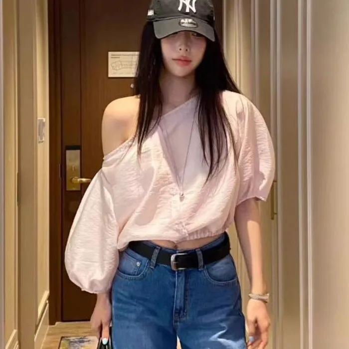 Korean Style Chic Shoulder Lantern Sleeve Shirt Women's Fashionable Double-Sided Wear Short Sleeve Front And Back Turned Collar
Korean Style Chic Shoulder Lantern Sleeve Shirt Women's Fashionable Double-Sided Wear Short Sleeve Front And Back Turned Collar