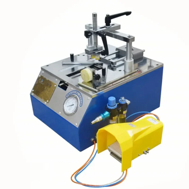 Corner Nailing Machine Picture Frame Small Corner Cutting Machine Frame Piecer
Corner Nailing Machine Picture Frame Small Corner Cutting Machine Frame Piecer