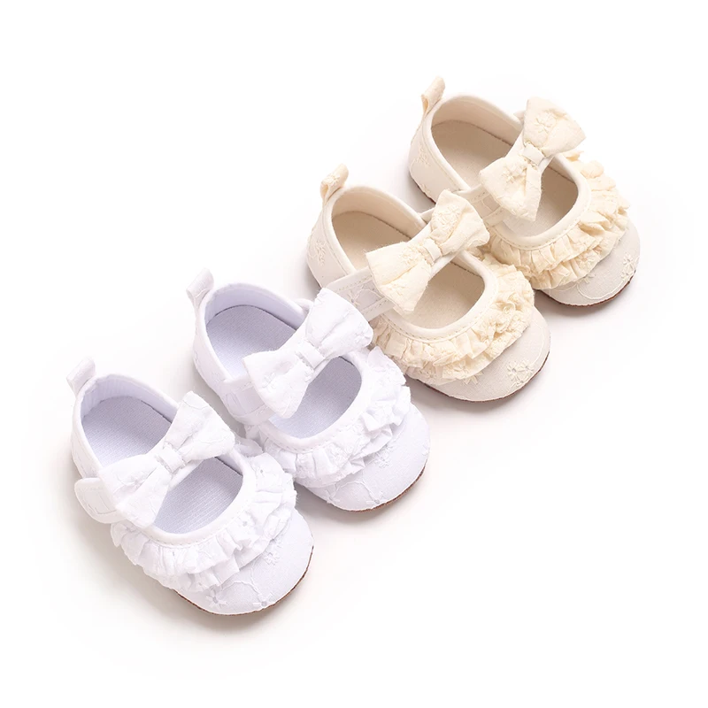 Cute White Lace Baby Girl Princess shoes Baby Moccasins Moccs Shoes Bow Lace Cloth Soled Non-slip Footwear Crib Shoes
Cute White Lace Baby Girl Princess shoes Baby Moccasins Moccs Shoes Bow Lace Cloth Soled Non-slip Footwear Crib Shoes