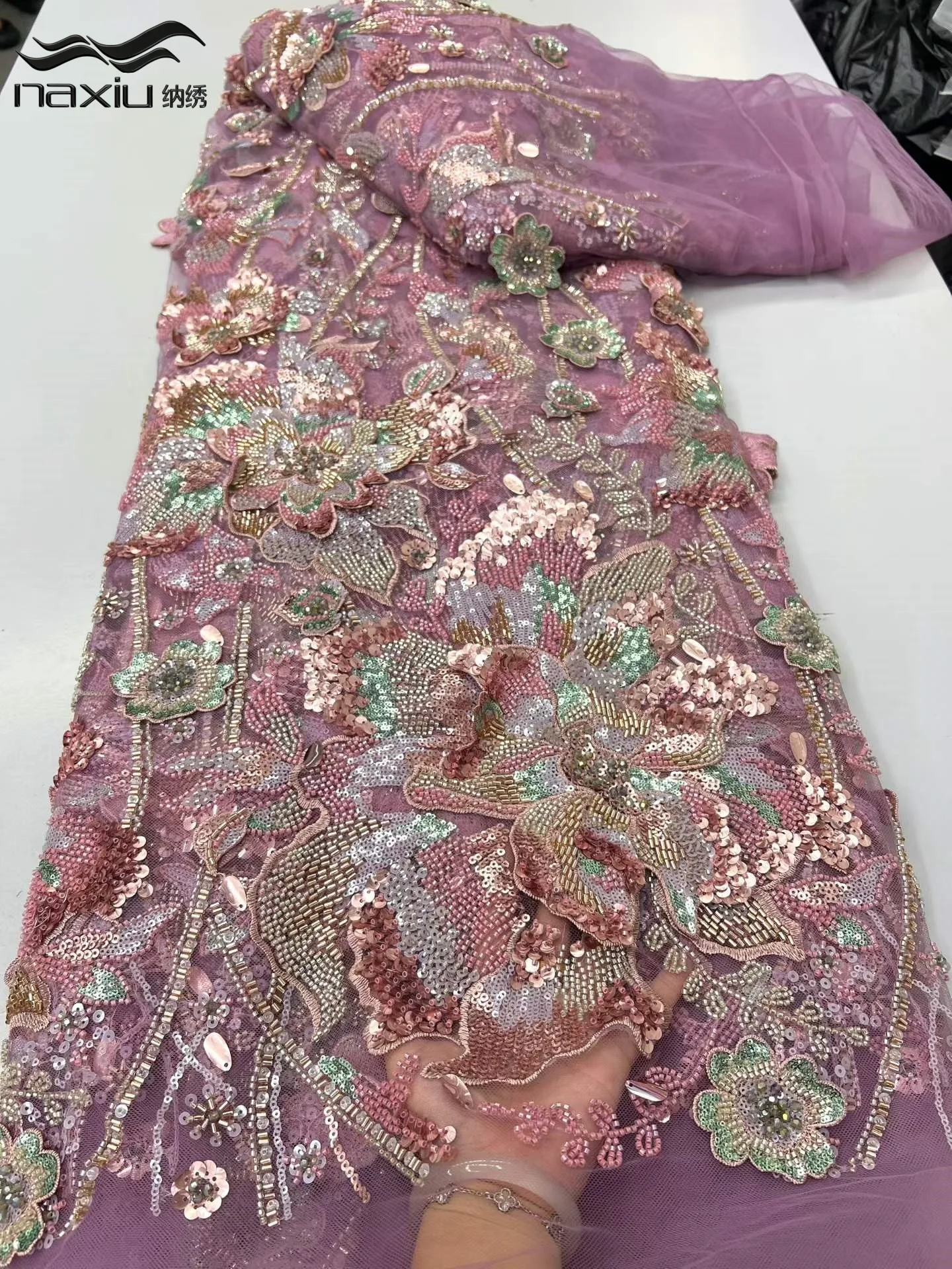 Madison 5Yards African Lace Fabric 2026 High Quality Nigerian Beaded Sequins Mesh Lace Fabric For Bridal Wedding Party Dress
Madison 5Yards African Lace Fabric 2026 High Quality Nigerian Beaded Sequins Mesh Lace Fabric For Bridal Wedding Party Dress