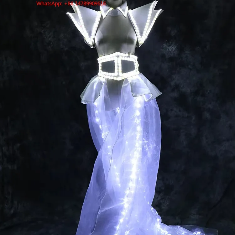 LED Luminous Robot CostumeSexy Girl Glowing Clothing Set Peorce Costume For Bar Club Led Dance Lighting CostumesCustomized Coo
LED Luminous Robot CostumeSexy Girl Glowing Clothing Set Peorce Costume For Bar Club Led Dance Lighting CostumesCustomized Coo