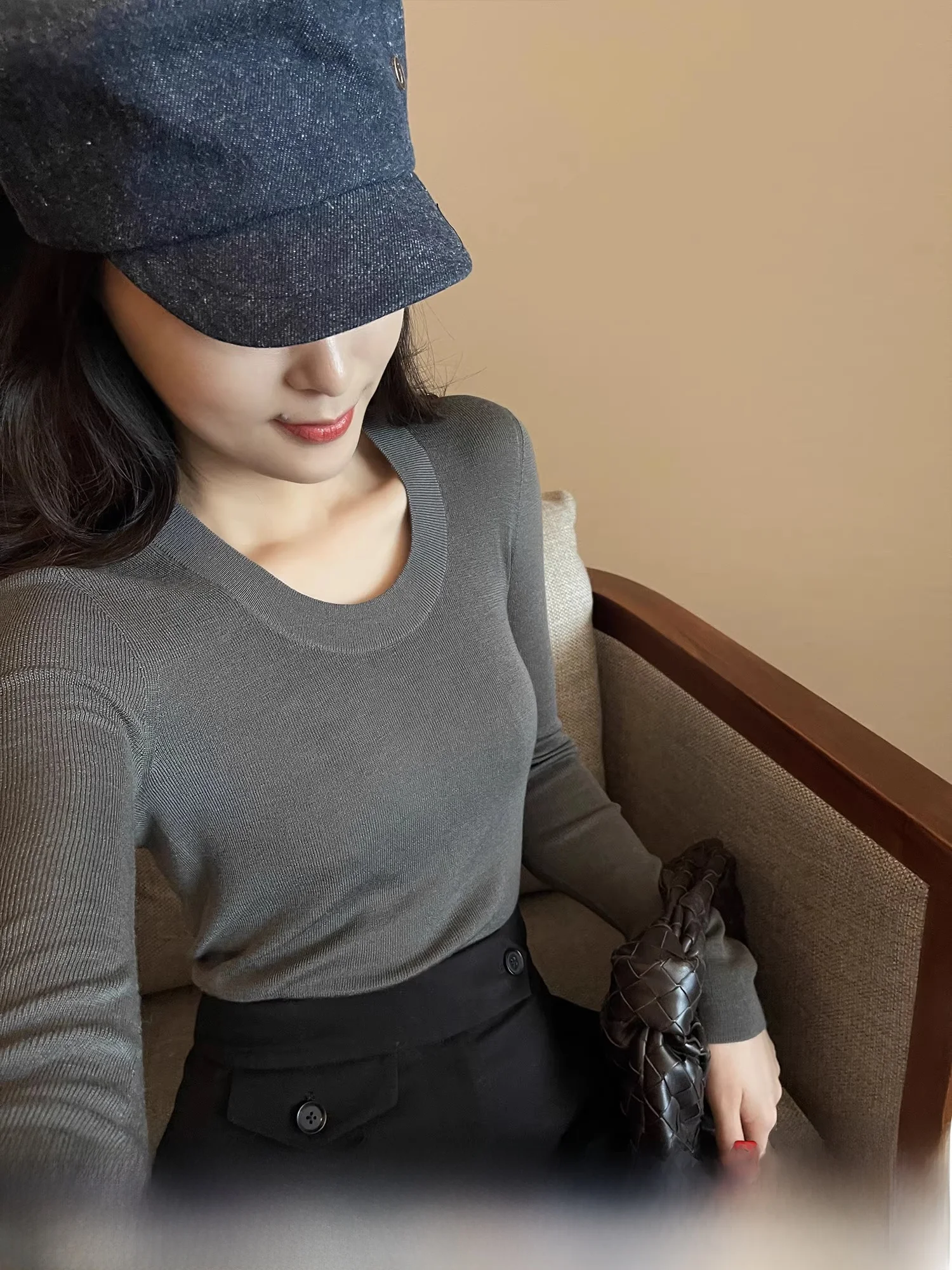 Yang Xiaoyao Smile U-Ne Knitted Woolen Top Women's Base Layerwear Korean Sle Slim Fit Long Sve ort Length Color
Yang Xiaoyao Smile U-Ne Knitted Woolen Top Women's Base Layerwear Korean Sle Slim Fit Long Sve ort Length Color