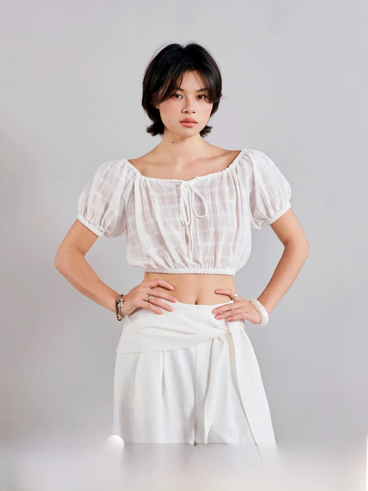 Short Length Long Pile Cotton Embroidered Belted Shoulder Shirt Lightweight Breathable Holiday Feel Loose Fit Women's Top
Short Length Long Pile Cotton Embroidered Belted Shoulder Shirt Lightweight Breathable Holiday Feel Loose Fit Women's Top