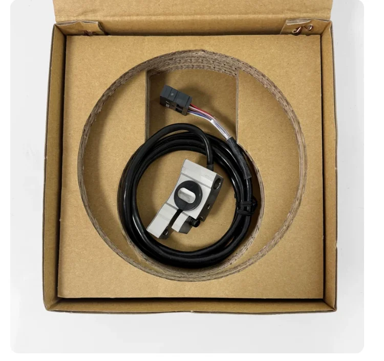 A860 - 0392 - V160(WYL)ELS 1PCS NEW
A860 - 0392 - V160(WYL)ELS 1PCS NEW