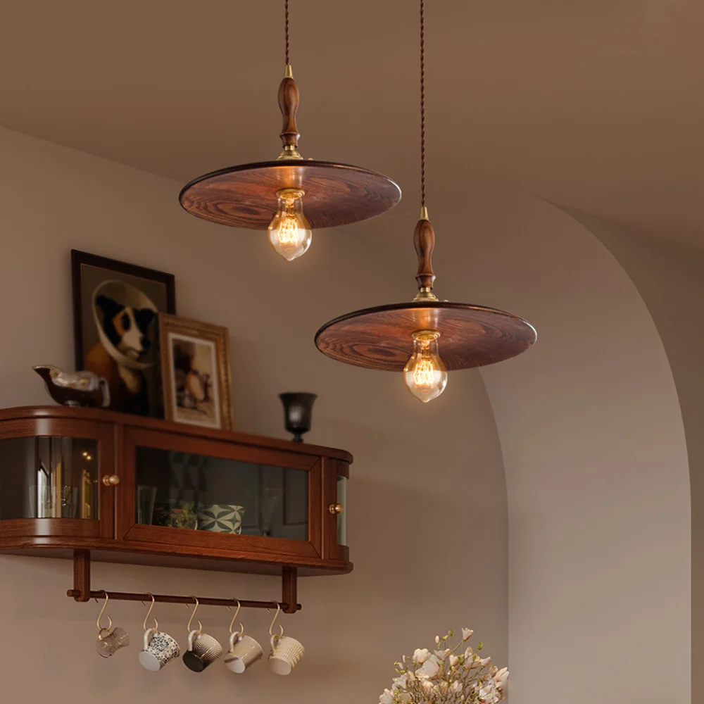 Nordic style solid wood bedside chandelier Bar Restaurant vintage original wood color brass chandelier
Nordic style solid wood bedside chandelier Bar Restaurant vintage original wood color brass chandelier
