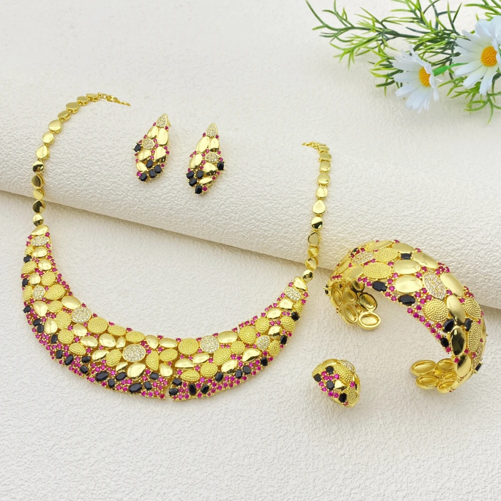 Винтажный комплект украшений Falair Glam с позолотой и фианитами для женщин: элегантные серьги, колье, браслет – аксессуар для банкета, вечеринки, подарок
Винтажный комплект украшений Falair Glam с позолотой и фианитами для женщин: элегантные серьги, колье, браслет – аксессуар для банкета, вечеринки, подарок