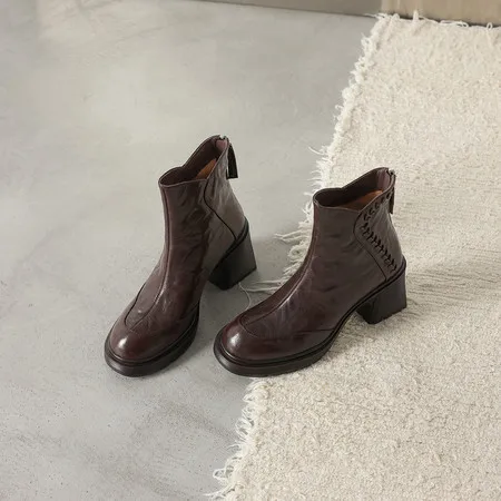 Women’s Genuine Leather Platform Ankle Boots Chunky High Heel Vintage Fashion Boots Thick Sole Short Boots
Women’s Genuine Leather Platform Ankle Boots Chunky High Heel Vintage Fashion Boots Thick Sole Short Boots