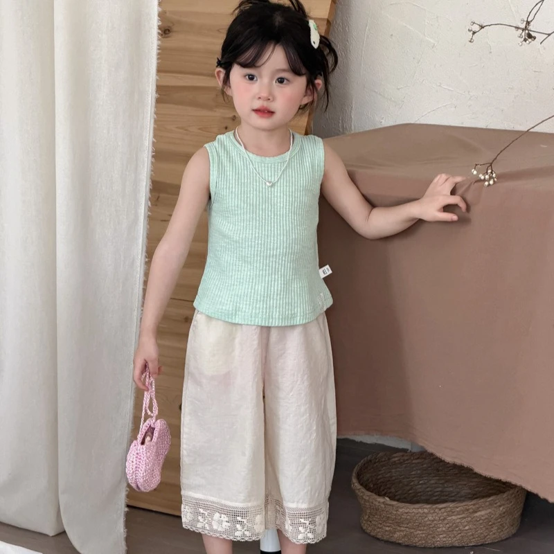 2026 Korean Girls‘ Cropped Lace Straight Pants for Spring, Wide Leg Trousers for Kids, Breathable Casual Bottoms New Arrival
2026 Korean Girls‘ Cropped Lace Straight Pants for Spring, Wide Leg Trousers for Kids, Breathable Casual Bottoms New Arrival