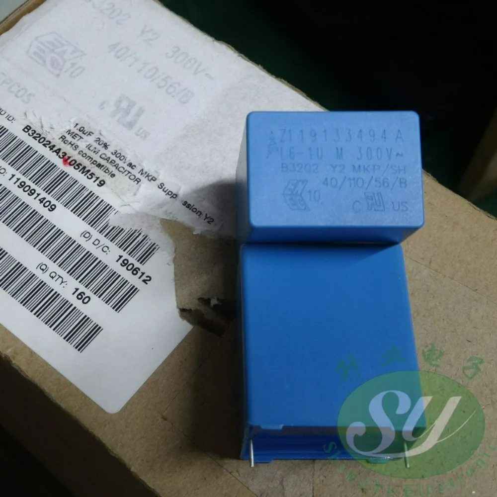 EPCOS 1.0uf 300vAC 1uf 1u0 105 Y2 Brand New 27.5mm Film Capacitor B32024A3105M
EPCOS 1.0uf 300vAC 1uf 1u0 105 Y2 Brand New 27.5mm Film Capacitor B32024A3105M