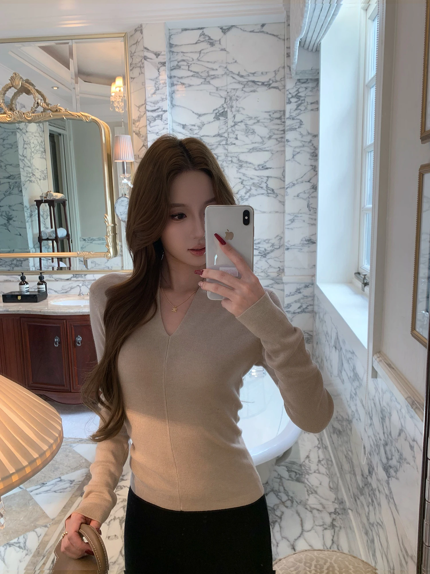 Женский облегающий вязаный свитер Ele V-ne Long Sve, базовый слой, модная внутренняя одежда Pusumede премиум-качества
Женский облегающий вязаный свитер Ele V-ne Long Sve, базовый слой, модная внутренняя одежда Pusumede премиум-качества