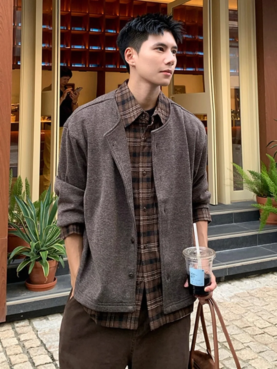 Retro Japanese Style Plaid Splicing Long Sleeve Men's Casual Shirt Jacket Loose Fit Spring Autumn American Style Outerwear
Retro Japanese Style Plaid Splicing Long Sleeve Men's Casual Shirt Jacket Loose Fit Spring Autumn American Style Outerwear