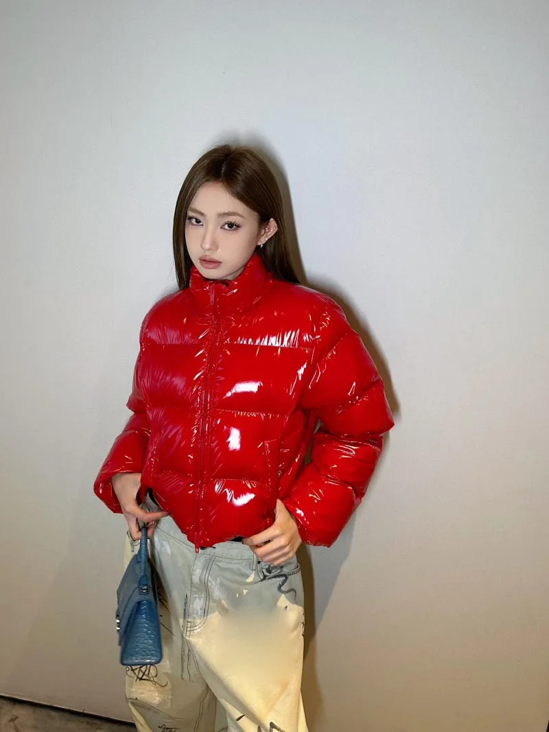 High street women's down jacket, fashionable and trendy, waterproof and warm, thick long sleeved goose down jacket
High street women's down jacket, fashionable and trendy, waterproof and warm, thick long sleeved goose down jacket