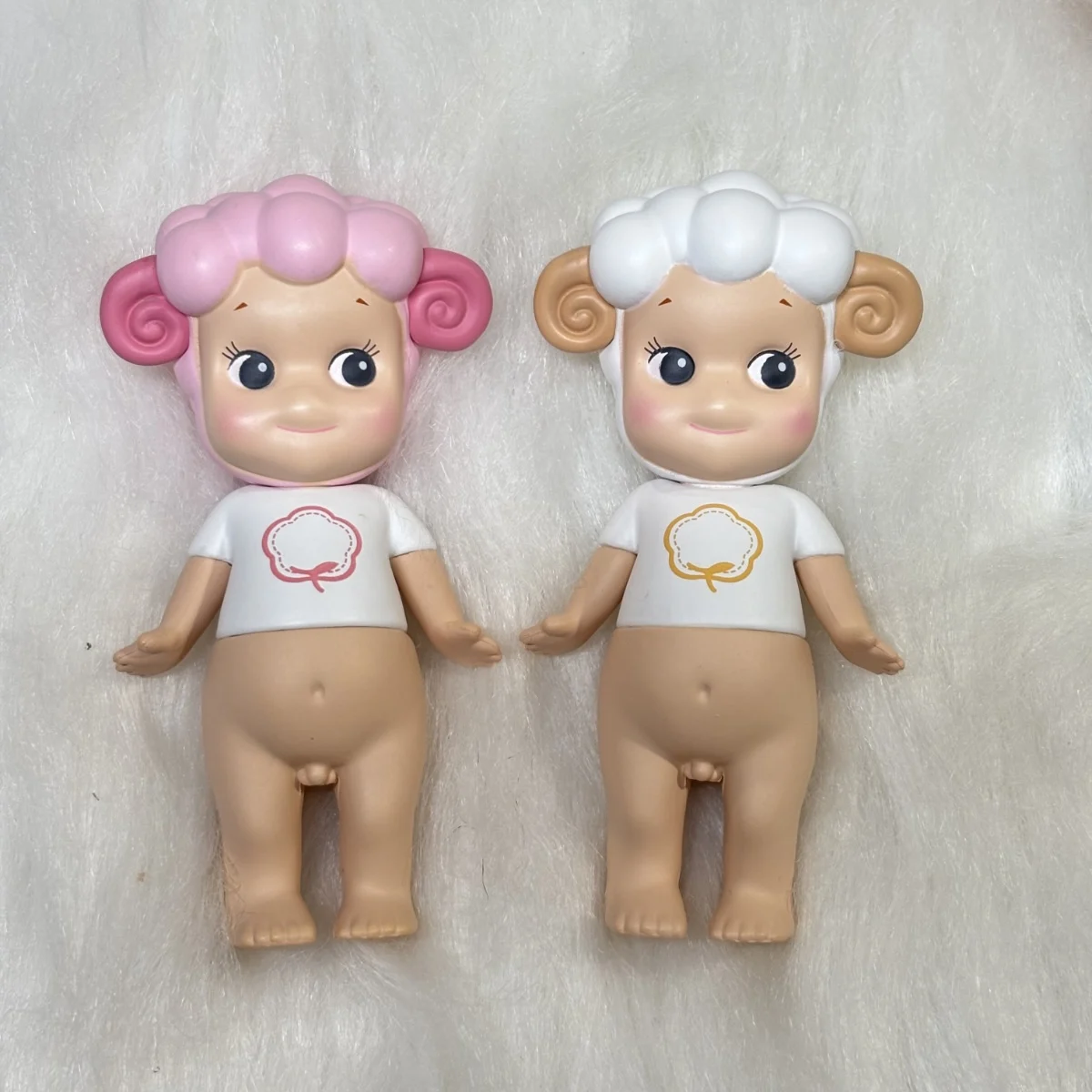 Sonny Angel Mini Figure Good Fell Collaboration Series Sheep Pink White Purple No box No bag Blind Box
Sonny Angel Mini Figure Good Fell Collaboration Series Sheep Pink White Purple No box No bag Blind Box