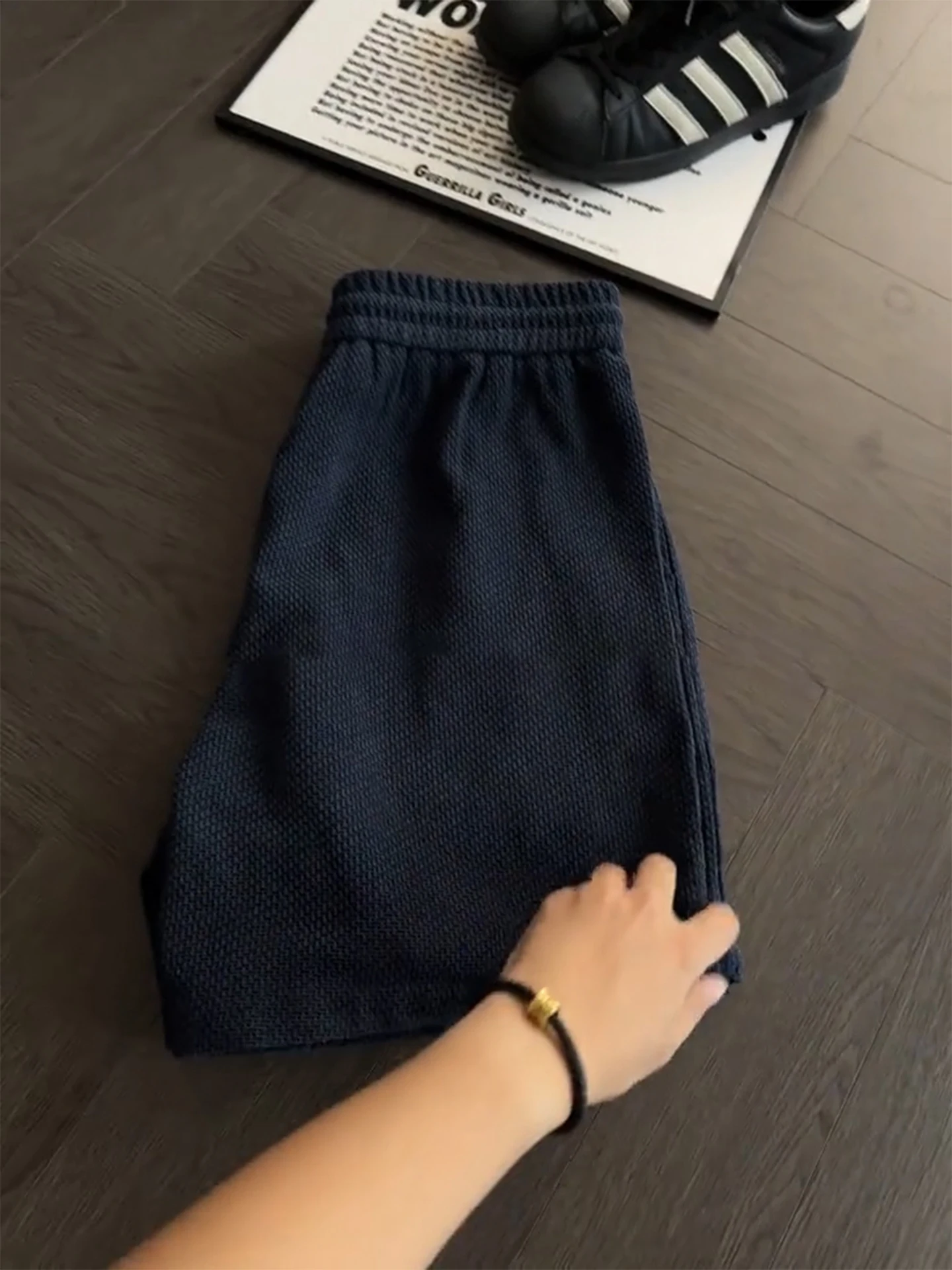 Lightweight Breathable Ice Silk Men's Shorts Summer Casual Loose Fit Quick Dry Four-Weave Pattern Comfortable Sporty Pants
Lightweight Breathable Ice Silk Men's Shorts Summer Casual Loose Fit Quick Dry Four-Weave Pattern Comfortable Sporty Pants