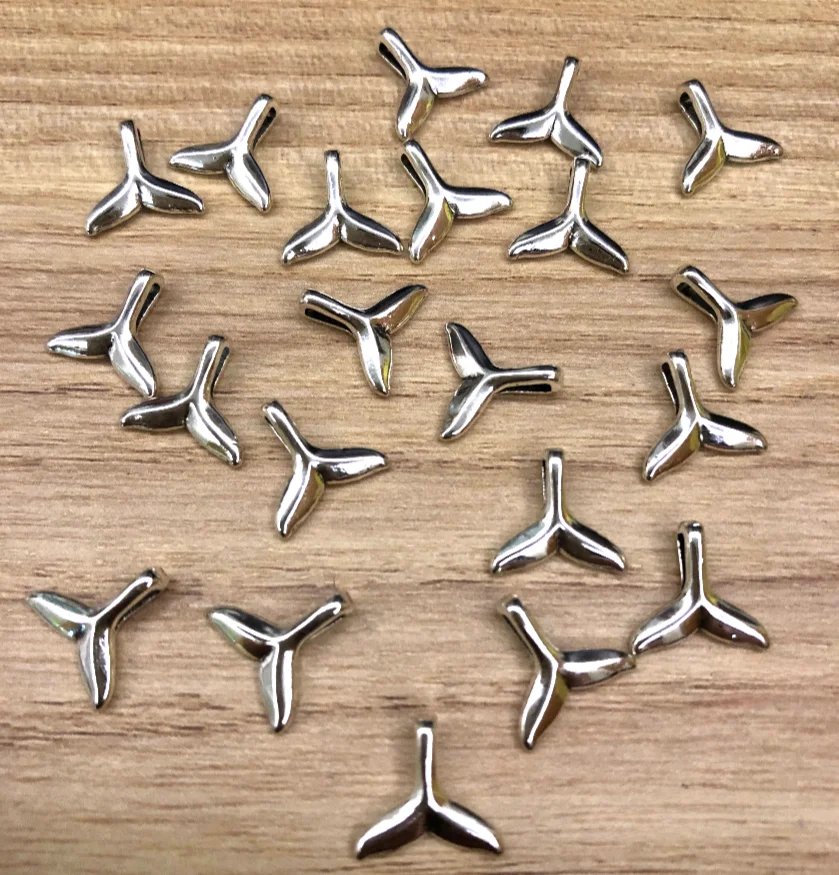 25pcs 10*10mm Zinc Alloy metal tibetan silver tail pendants for jewelry making HW2979
25pcs 10*10mm Zinc Alloy metal tibetan silver tail pendants for jewelry making HW2979