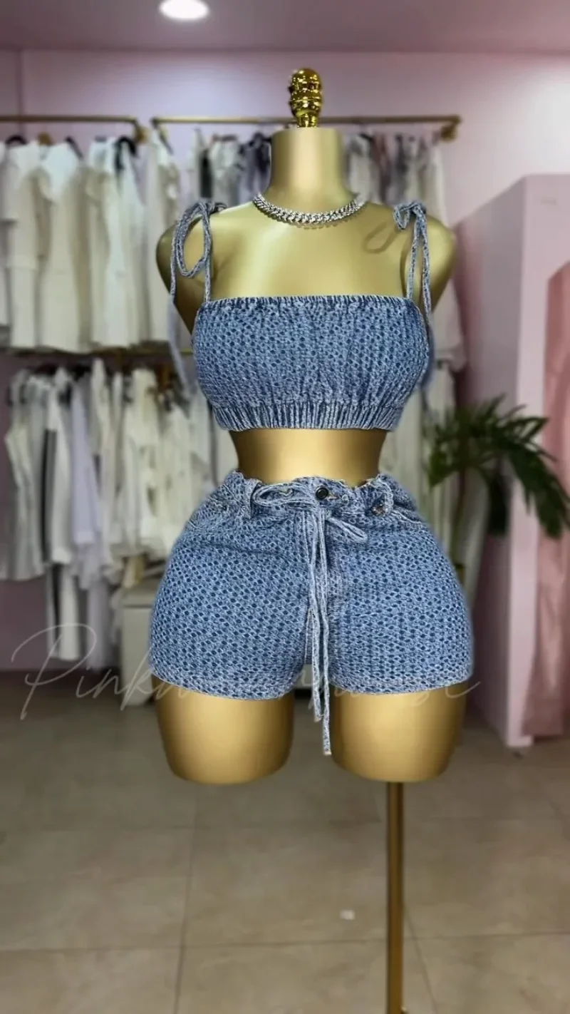 Women Fashion Sexy Denim 2 Piece Set Strapless Lace Up Spaghetti Straps Camisole Crop Tops + High Waist Shorts Casual Jeans Suit
Women Fashion Sexy Denim 2 Piece Set Strapless Lace Up Spaghetti Straps Camisole Crop Tops + High Waist Shorts Casual Jeans Suit