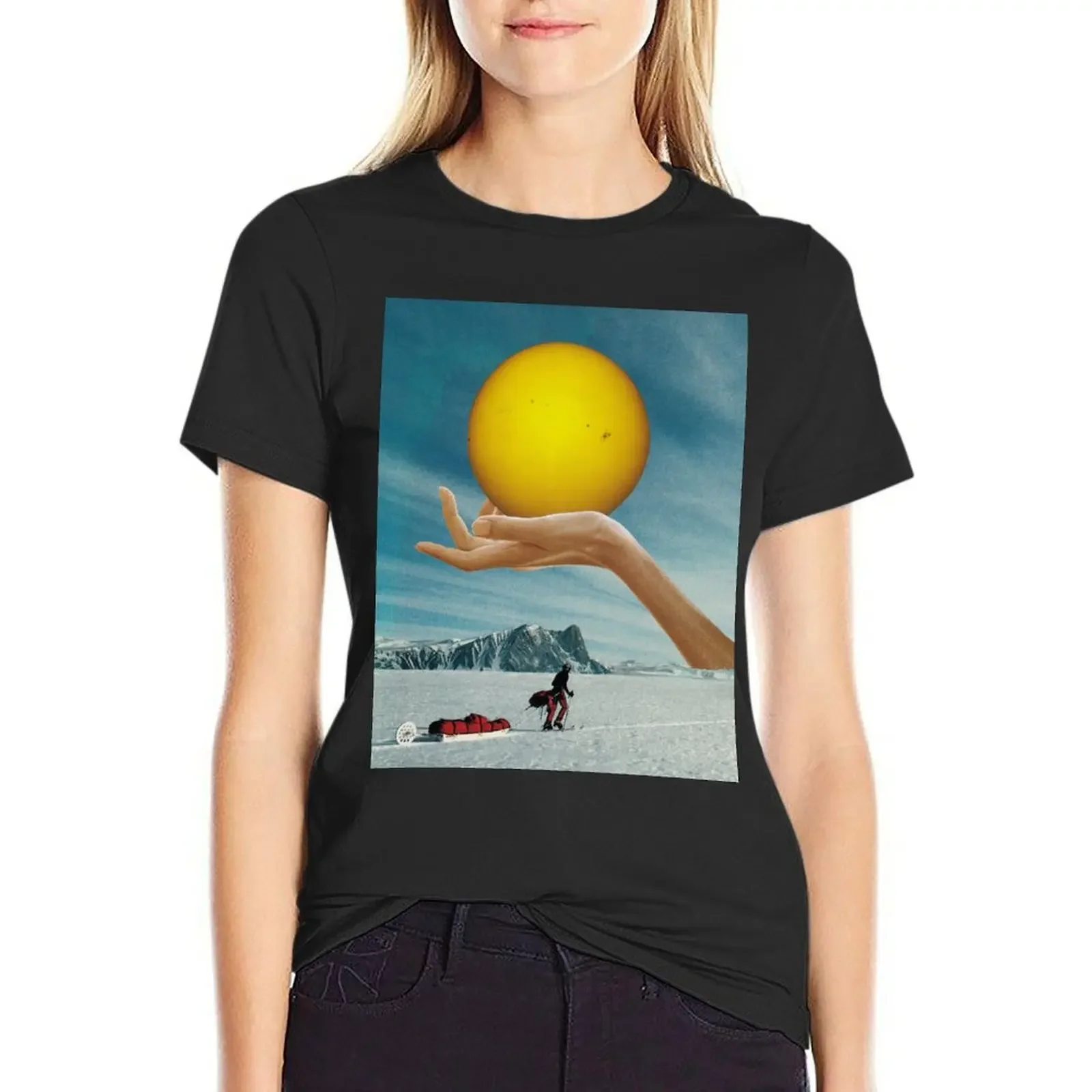 Sunspot T-shirt plus size tops vintage clothes t-shirts for Women graphic tees funny
Sunspot T-shirt plus size tops vintage clothes t-shirts for Women graphic tees funny