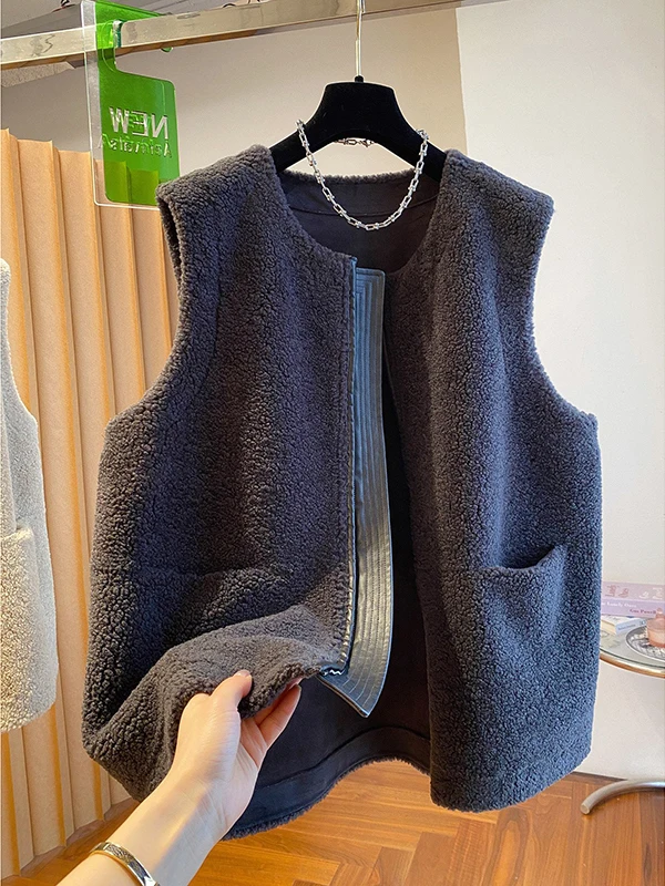 Extra Large Size Women's eepskin Vest Zipper Loose Warm Outerwear Faionable Casual Comfortable Wool Blend Commuting Sle
Extra Large Size Women's eepskin Vest Zipper Loose Warm Outerwear Faionable Casual Comfortable Wool Blend Commuting Sle