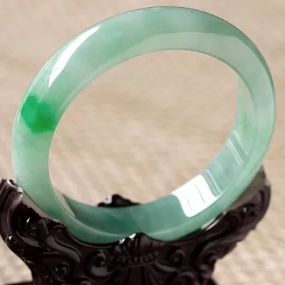 Natural Myanmar Jade Jade 54mm-62mm bracelet Princess jewelry bracelet send mom send girlfriend gift
Natural Myanmar Jade Jade 54mm-62mm bracelet Princess jewelry bracelet send mom send girlfriend gift