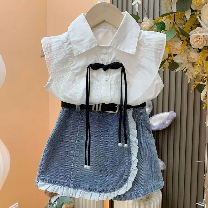 Girl Princess Style Set 2025 Summer New Baby Girl Flying Sleeve Shirt+Cowboy Lace Skirts 2PCSChildren Clothing Sets
Girl Princess Style Set 2025 Summer New Baby Girl Flying Sleeve Shirt+Cowboy Lace Skirts 2PCSChildren Clothing Sets