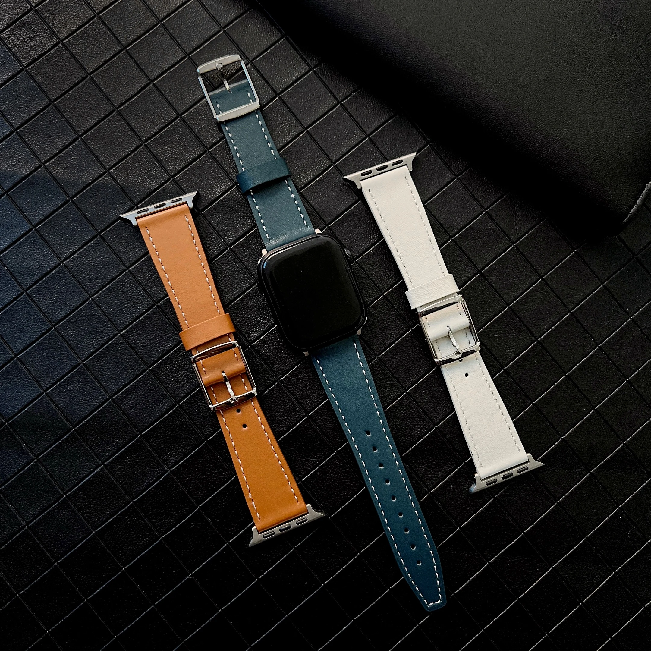 Leather Strap for Apple Watch Ultra 8 7 45mm 41mm 49mm 6 5 4 SE 44mm 42mm Replacement Wristband Belt iWatch 3 42mm 38mm Correa
Leather Strap for Apple Watch Ultra 8 7 45mm 41mm 49mm 6 5 4 SE 44mm 42mm Replacement Wristband Belt iWatch 3 42mm 38mm Correa