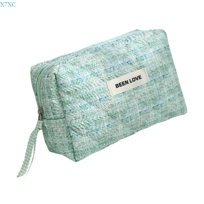 X7XC Cosmetic Organisers Bag Quilted Cosmetic Bag Aesthetic Makeup Bag Large Capacity Toiletry Bag for Women and Girl
X7XC Cosmetic Organisers Bag Quilted Cosmetic Bag Aesthetic Makeup Bag Large Capacity Toiletry Bag for Women and Girl