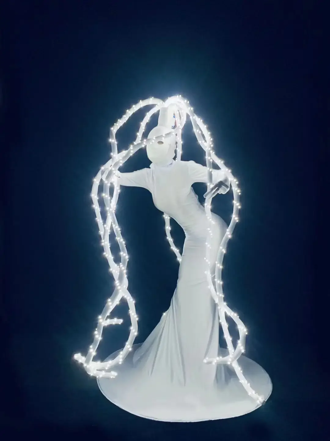 LED luminous Helmet skirt Dress Halloween party cosplay dress Bar nightclub GOGO show white LED octopus costume
LED luminous Helmet skirt Dress Halloween party cosplay dress Bar nightclub GOGO show white LED octopus costume