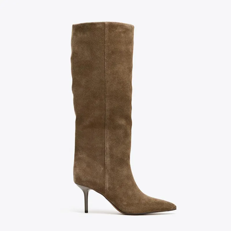 Sexy Hot Girl Pointed-toe Pleated Long Boots for Women 2026 Autumn and Winter New Suede Large-calf Rider Boots
Sexy Hot Girl Pointed-toe Pleated Long Boots for Women 2026 Autumn and Winter New Suede Large-calf Rider Boots