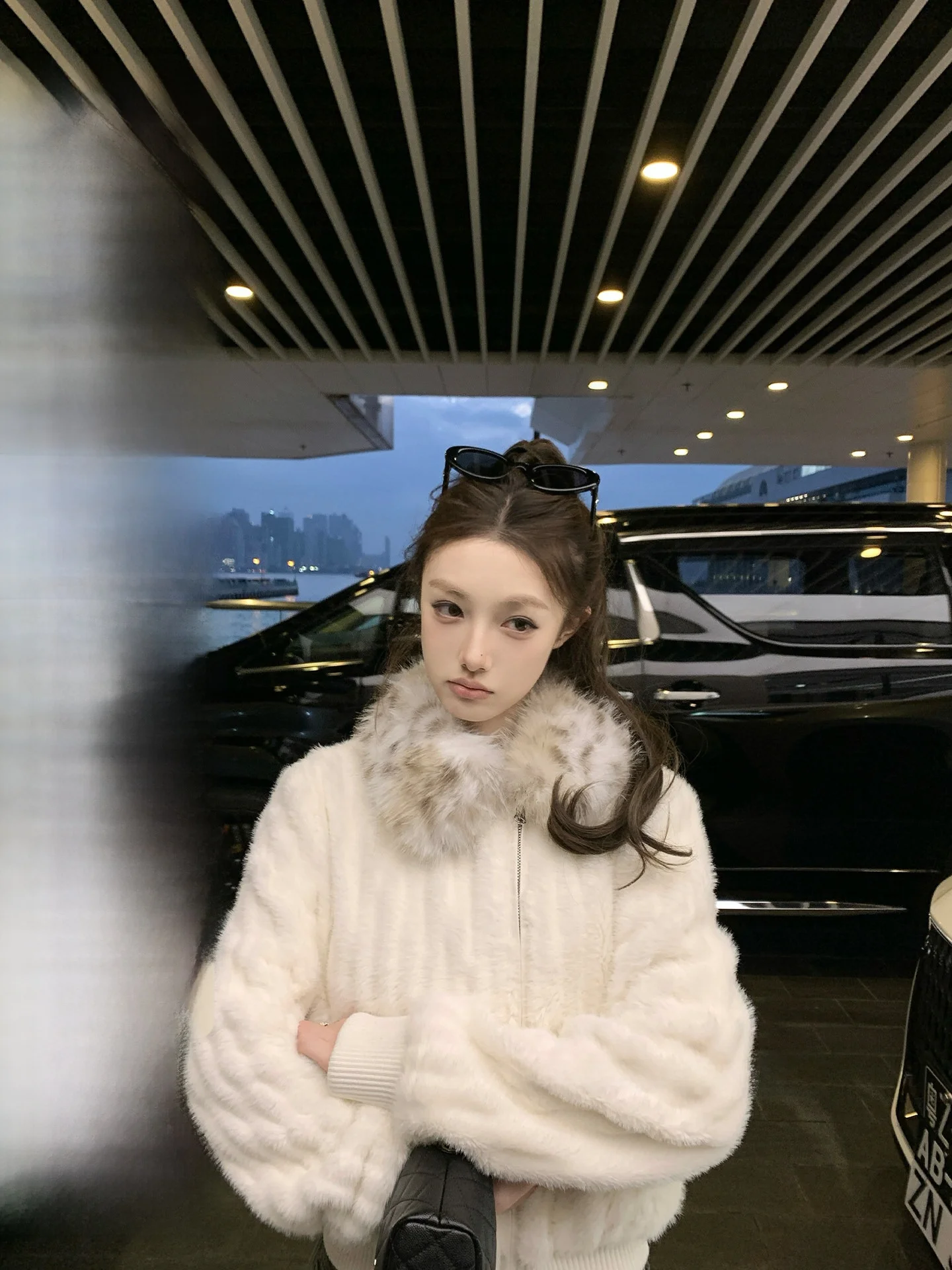 Chestnut Soft Gold Old Money Style Leopard Print Collar Fake Fur Zipper Open Cardigan Coat Comfortable Casual Loose Fit
Chestnut Soft Gold Old Money Style Leopard Print Collar Fake Fur Zipper Open Cardigan Coat Comfortable Casual Loose Fit