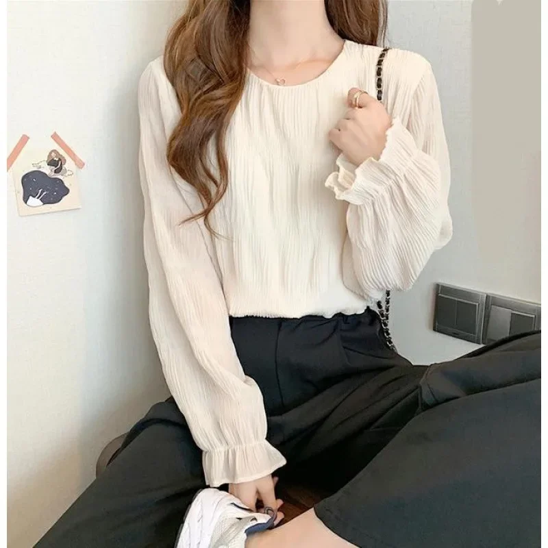 2025 Spring Women's Solid Color Elegant Casual Trendy Long Flare Sleeve Loose Chiffon T-shirts Female Clothes Japanese Fashion
2025 Spring Women's Solid Color Elegant Casual Trendy Long Flare Sleeve Loose Chiffon T-shirts Female Clothes Japanese Fashion