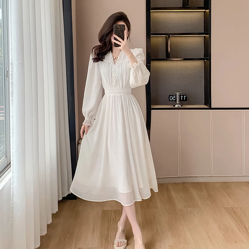 French High Quality Luxury White Dress Women's 2024 Summer Sweet Wooden Ear Side V-Neck Waisted Holiday Chiffon Long Dresses
French High Quality Luxury White Dress Women's 2024 Summer Sweet Wooden Ear Side V-Neck Waisted Holiday Chiffon Long Dresses