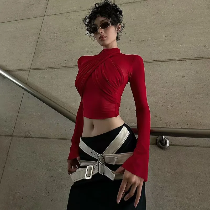 New fashionable and sexy tight fitting long sleeved strap splicing design top with street style, versatile and comfortable
New fashionable and sexy tight fitting long sleeved strap splicing design top with street style, versatile and comfortable