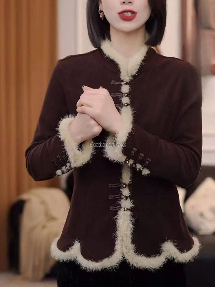 2025new chinese-style fleece base layer top women's fashion autumn and winter retro fringed and patchwork design tang suit coat
2025new chinese-style fleece base layer top women's fashion autumn and winter retro fringed and patchwork design tang suit coat