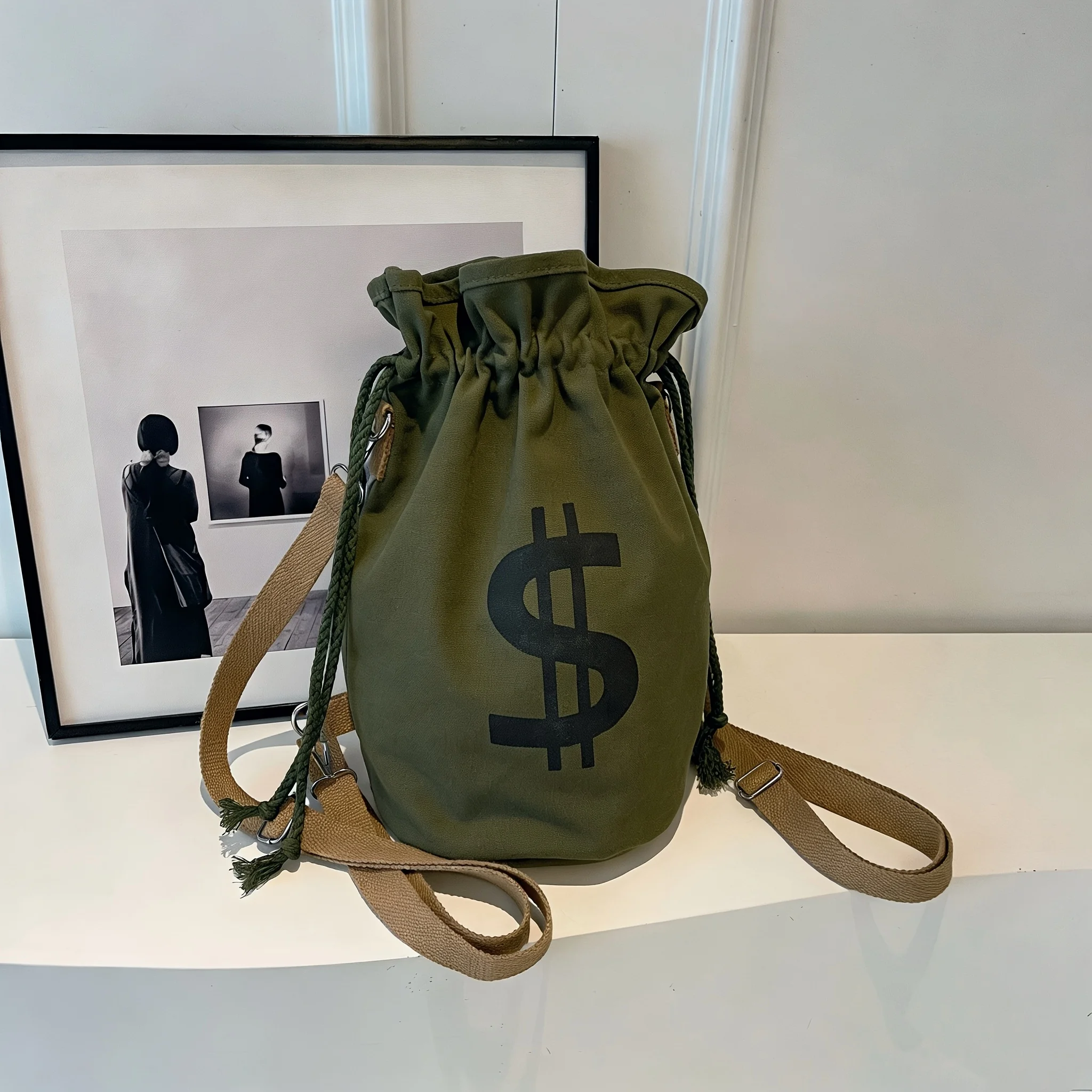 Stylish Bucket Bag Versatile Canvas Casual Bag Minimalist Fashion Backpack
Stylish Bucket Bag Versatile Canvas Casual Bag Minimalist Fashion Backpack