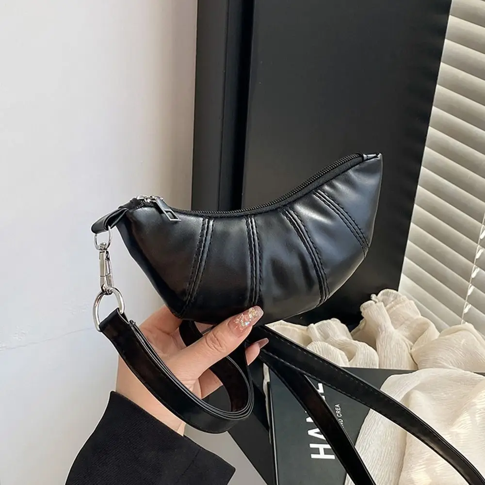 Ins искусственная кожа сумка-круассан из искусственной кожи серебряный мини-кошелек на шнурке корейский стиль однотонный подвесной кошелек для монет на шею для девочек/женщин 
Ins искусственная кожа сумка-круассан из искусственной кожи серебряный мини-кошелек на шнурке корейский стиль однотонный подвесной кошелек для монет на шею для девочек/женщин