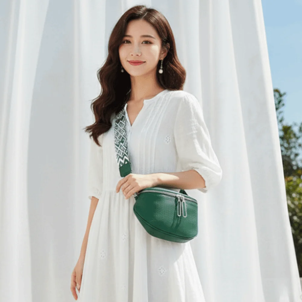 Leather Crossbody Bag Cowhide Texture Jacquard Strap Saddle Bag Solid Color Half Moon Shape Chest Pack Street Styling
Leather Crossbody Bag Cowhide Texture Jacquard Strap Saddle Bag Solid Color Half Moon Shape Chest Pack Street Styling