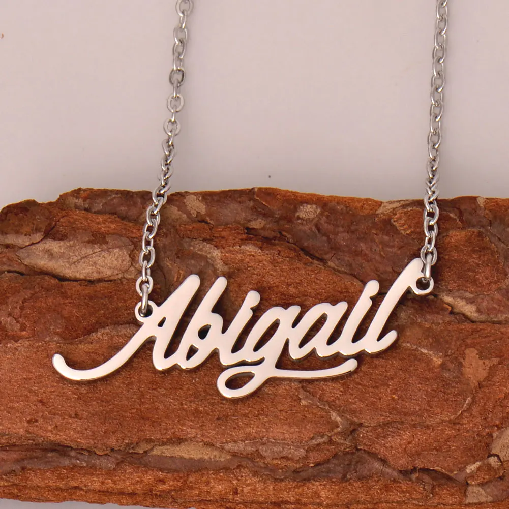Abigail Stainless Steel 18k Gold Plated Name Necklace for Women Cursive Nameplate Pendant Jewelry Gift
Abigail Stainless Steel 18k Gold Plated Name Necklace for Women Cursive Nameplate Pendant Jewelry Gift
