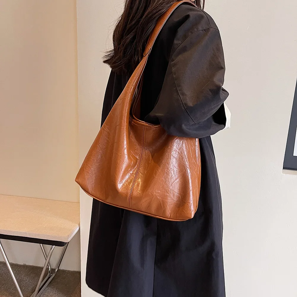 Women Leather Shoulder Bag Fashion Soft Underarm Bag Versatile 2pcs Shoulder Bag and Handbag Set Satchel Hobo Bag Shopping Bag
Women Leather Shoulder Bag Fashion Soft Underarm Bag Versatile 2pcs Shoulder Bag and Handbag Set Satchel Hobo Bag Shopping Bag