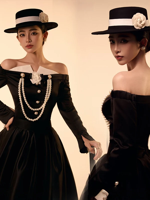 Black Hepburn Style One Shoulder Pearl Necklace Evening Dress Fashion Photography Art Shot Pearl Earrings Women's Clothing
Black Hepburn Style One Shoulder Pearl Necklace Evening Dress Fashion Photography Art Shot Pearl Earrings Women's Clothing