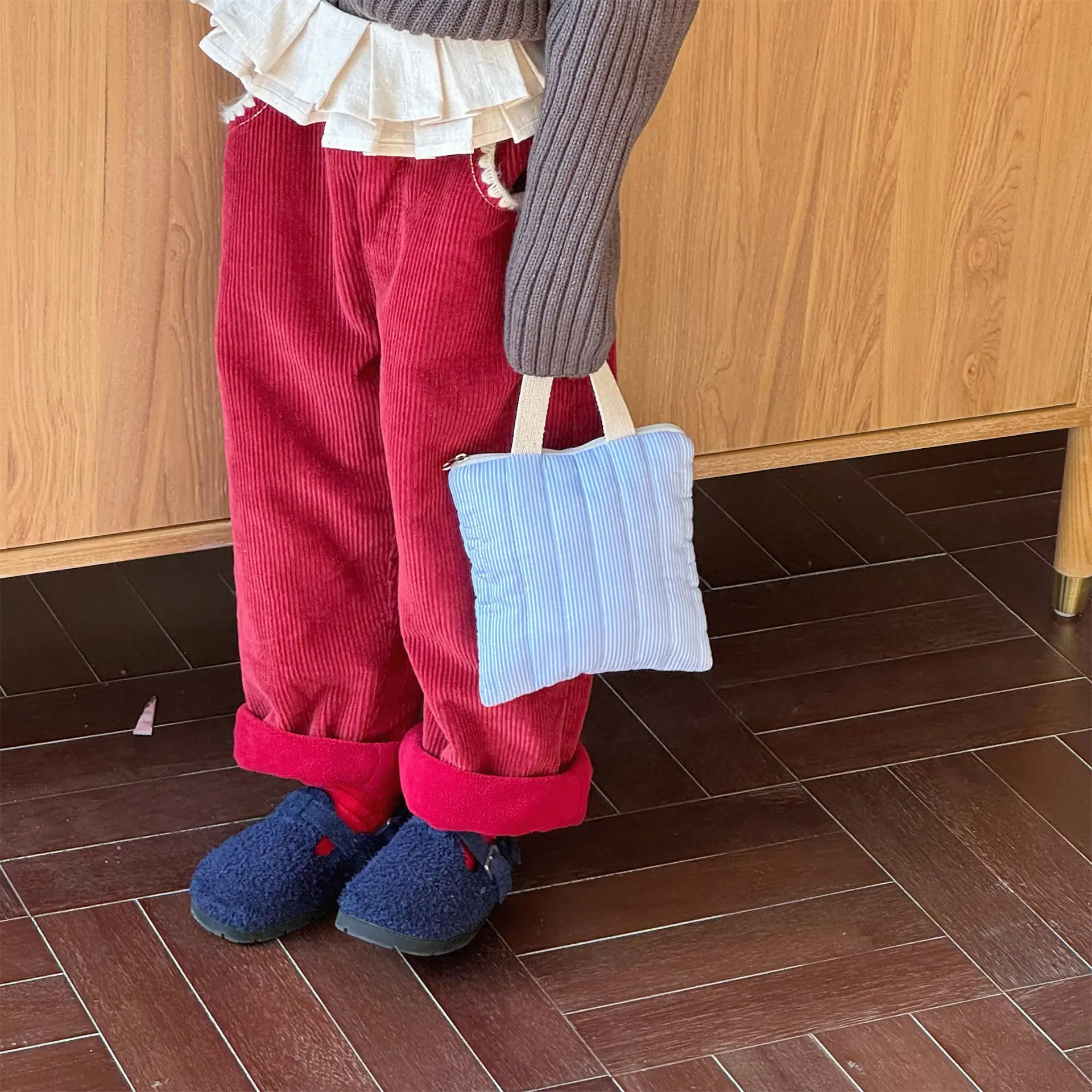 2025 Winter New Children Fleece Trousers Solid Boys Casual Pants Plus Velvet Thick Kids Girls Corduroy Warm Pants Baby Clothes
2025 Winter New Children Fleece Trousers Solid Boys Casual Pants Plus Velvet Thick Kids Girls Corduroy Warm Pants Baby Clothes