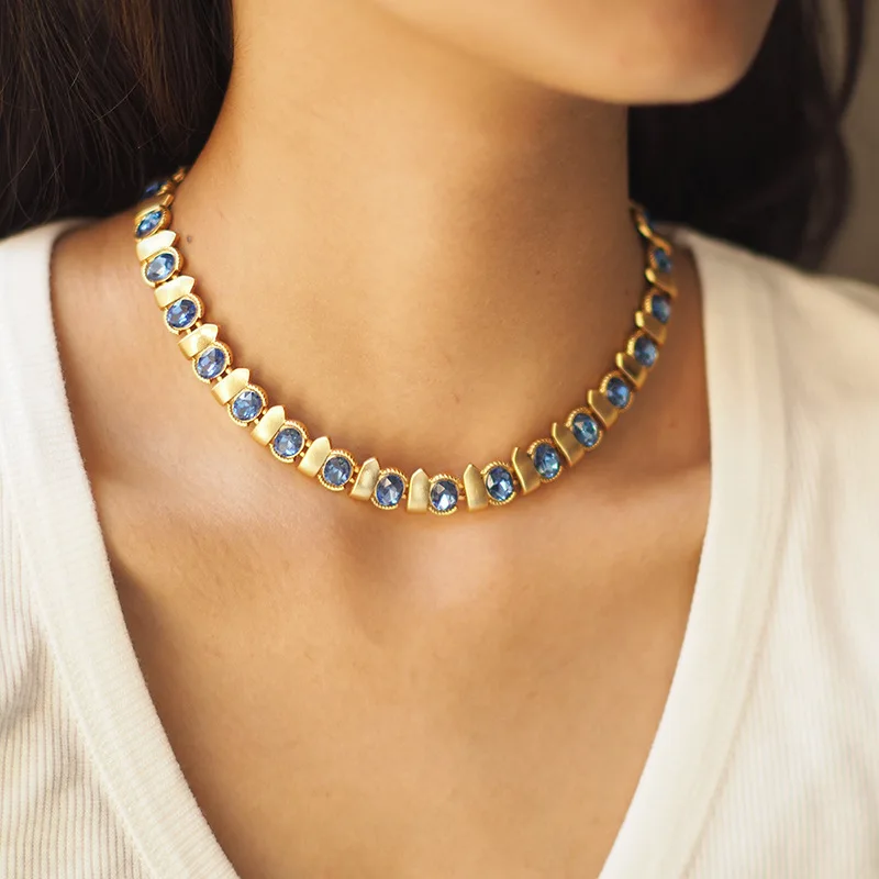 2025 New Multi-Color Sapphire-Look Western-Style Niche Retro Chandelier Necklace - Regal-Inspired Artisan Crafted Jewelry
2025 New Multi-Color Sapphire-Look Western-Style Niche Retro Chandelier Necklace - Regal-Inspired Artisan Crafted Jewelry