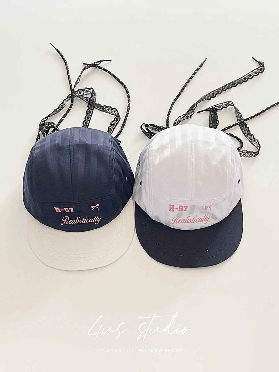 Korean version of color matching flat-brimmed cap women's summer thin niche hip-hop baseball cap tide
Korean version of color matching flat-brimmed cap women's summer thin niche hip-hop baseball cap tide