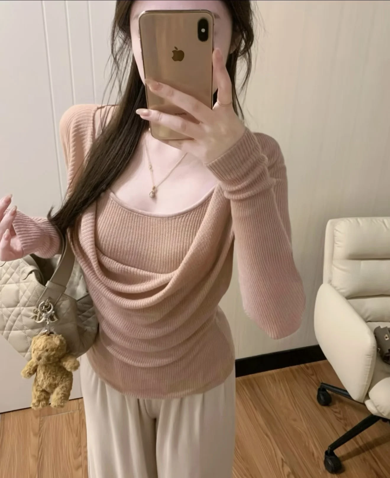 Spring 2026 Women's Knitted Base Shirt Inner Wear Two-Piece Set Pink Slim Fit Commute Style Long Sleeve round Neck Color
Spring 2026 Women's Knitted Base Shirt Inner Wear Two-Piece Set Pink Slim Fit Commute Style Long Sleeve round Neck Color