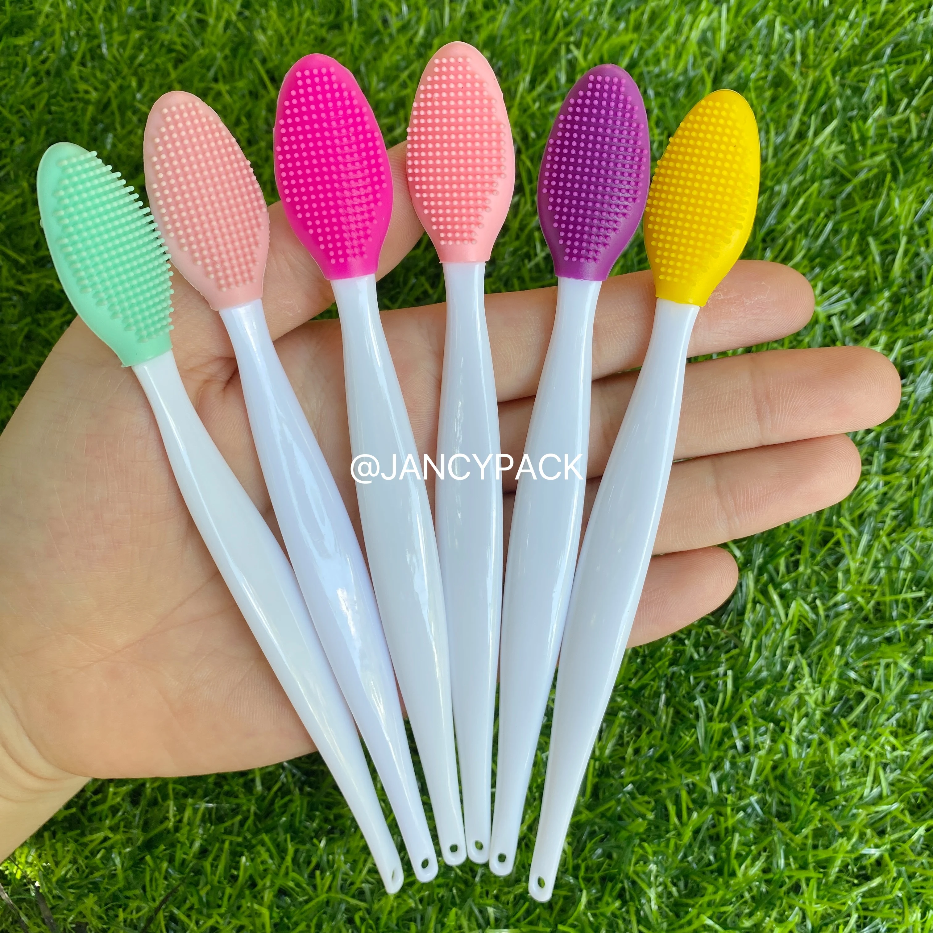 1PC Silicone Nose Clean Brush Exfoliating Pore Beauty Facial Brush Blemish Face Scrub Massager in Care Wash Face Silicone Brush
1PC Silicone Nose Clean Brush Exfoliating Pore Beauty Facial Brush Blemish Face Scrub Massager in Care Wash Face Silicone Brush