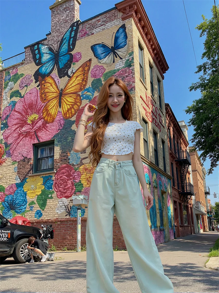 Джинсы с широкими штанинами в пол, потертые джинсы, женские эластичные брюки, универсальные, повседневные, офисные, облегающие, винтажные, в стиле пэчворк, прямые штанины
Джинсы с широкими штанинами в пол, потертые джинсы, женские эластичные брюки, универсальные, повседневные, офисные, облегающие, винтажные, в стиле пэчворк, прямые штанины