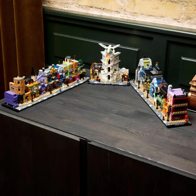 In Stock 2750Pcs Architecture Alley Shop Building Blocks Street View Bricks Toy for Halloween Birthday Gifts
In Stock 2750Pcs Architecture Alley Shop Building Blocks Street View Bricks Toy for Halloween Birthday Gifts