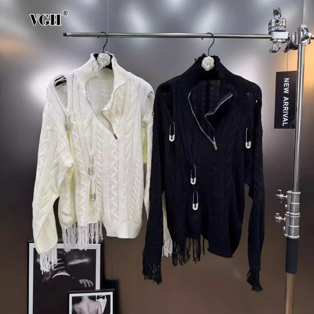 VGH Solid Spliced Pin Autumn Pullover for Women Stand Collar Long Sleeve Patchwork Tassel Design Streetwear Sweater Female Style
VGH Solid Spliced Pin Autumn Pullover for Women Stand Collar Long Sleeve Patchwork Tassel Design Streetwear Sweater Female Style