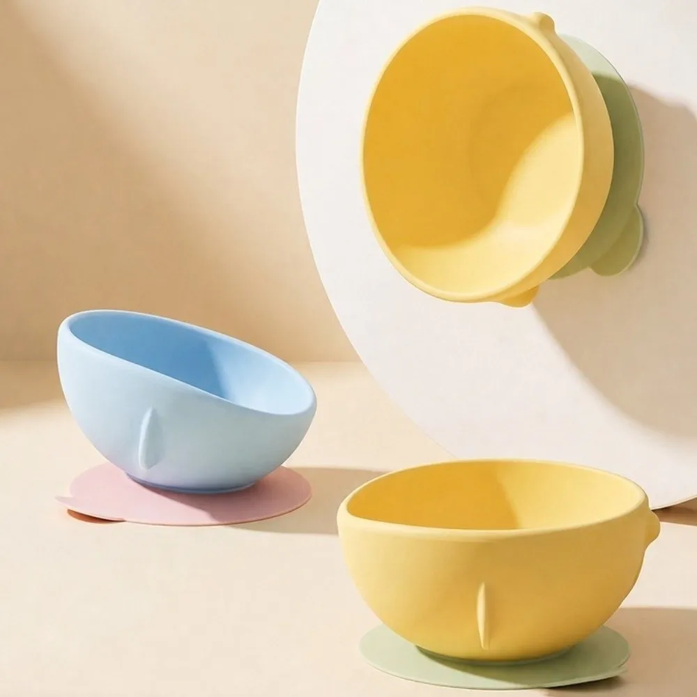 Portable Silicone Suction Cup Pet Bowl Stable Soft Cat Food Water Bowl Food-grade Anti-spill Pet Feeder Container for Dogs
Portable Silicone Suction Cup Pet Bowl Stable Soft Cat Food Water Bowl Food-grade Anti-spill Pet Feeder Container for Dogs