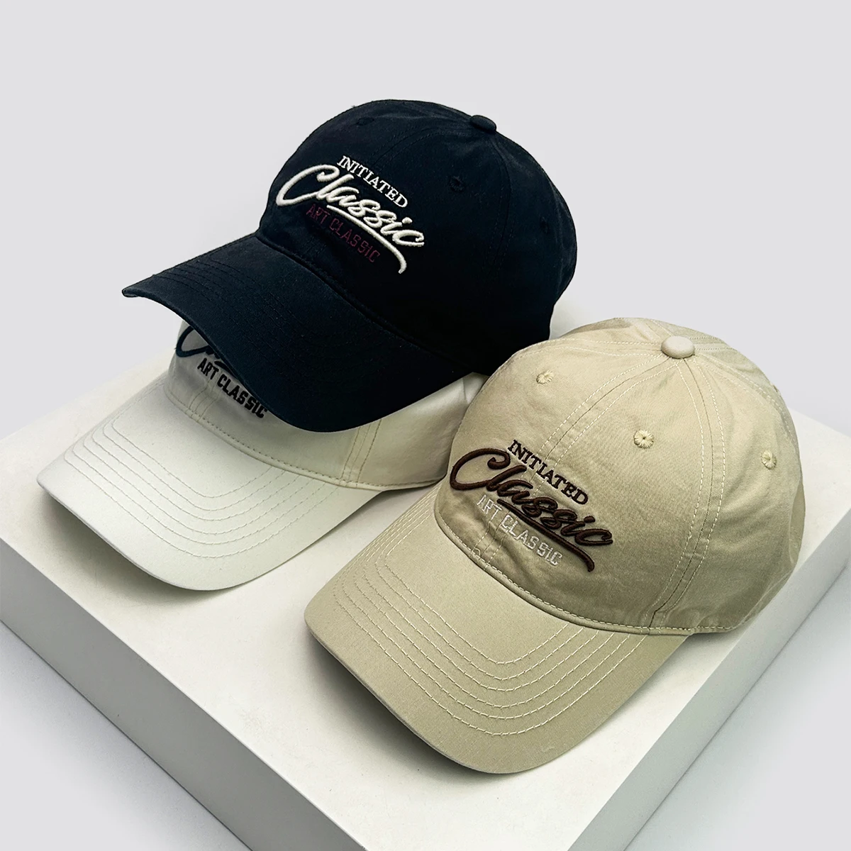 New Unisex 3D Letter Embroidery Baseball Hats Breathable American Vintage Sunshade Outdoor Peaked Caps Casual Versatile Couple
New Unisex 3D Letter Embroidery Baseball Hats Breathable American Vintage Sunshade Outdoor Peaked Caps Casual Versatile Couple